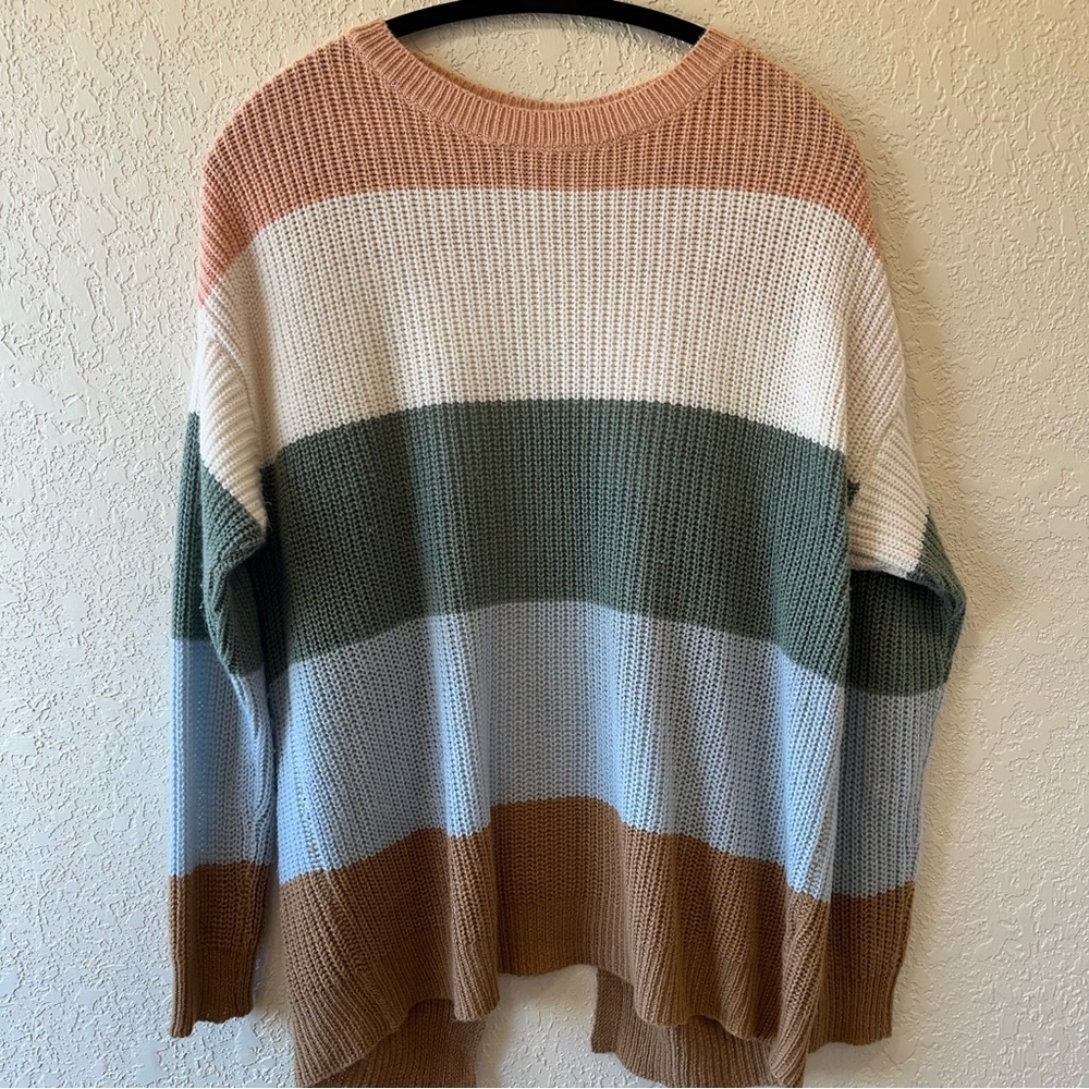 Full Circle Trends striped open back sweater size large